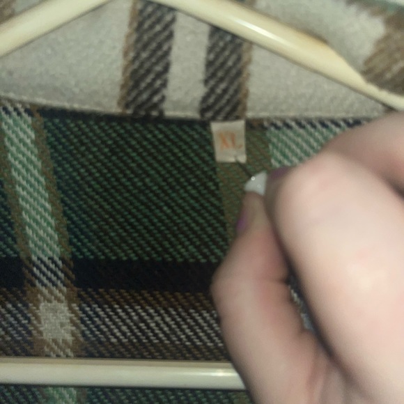 Flannel jacket aka shacket, from Amazon. Button down long flannel - Picture 3 of 3